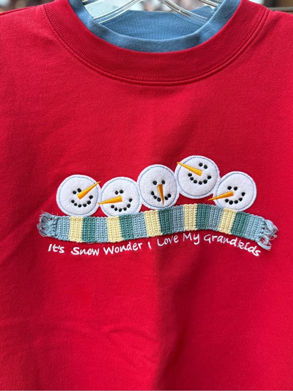 Vintage Grandma Core Red Snowman knit applique grandkids Graphic Sweatshirt L